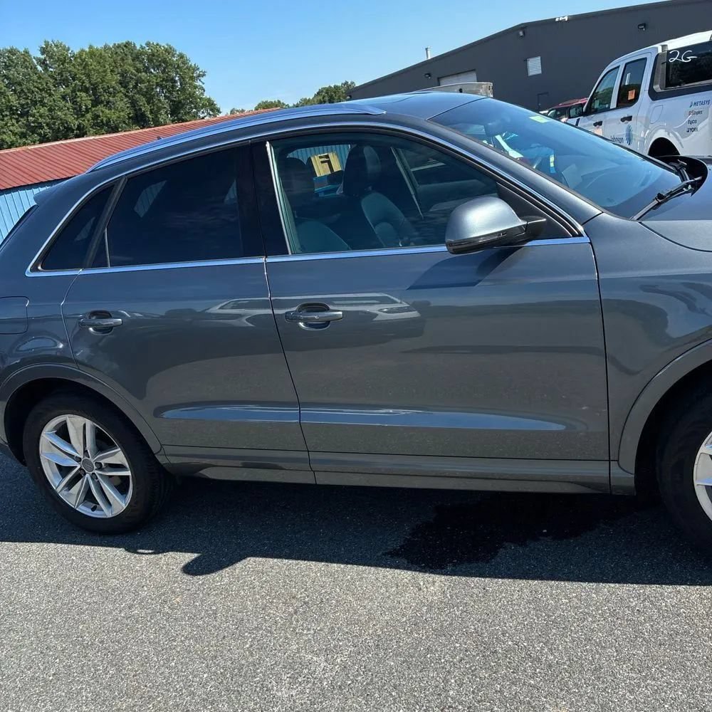 Used 2017 Audi Q3 2.0T Premium Plus w/ Premium Plus Package AWD/4WD image 9