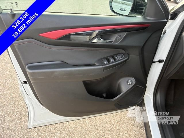 Used 2024 Chevrolet TrailBlazer RS w/ Convenience Package AWD/4WD image 12