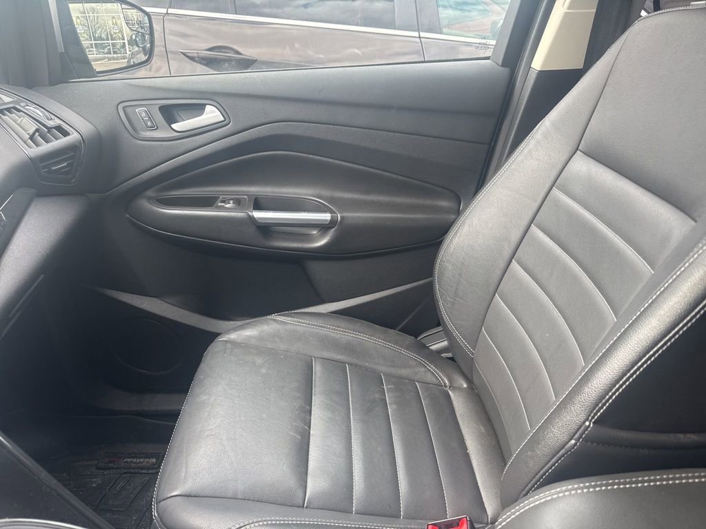 Used 2014 Ford Escape Titanium image 12