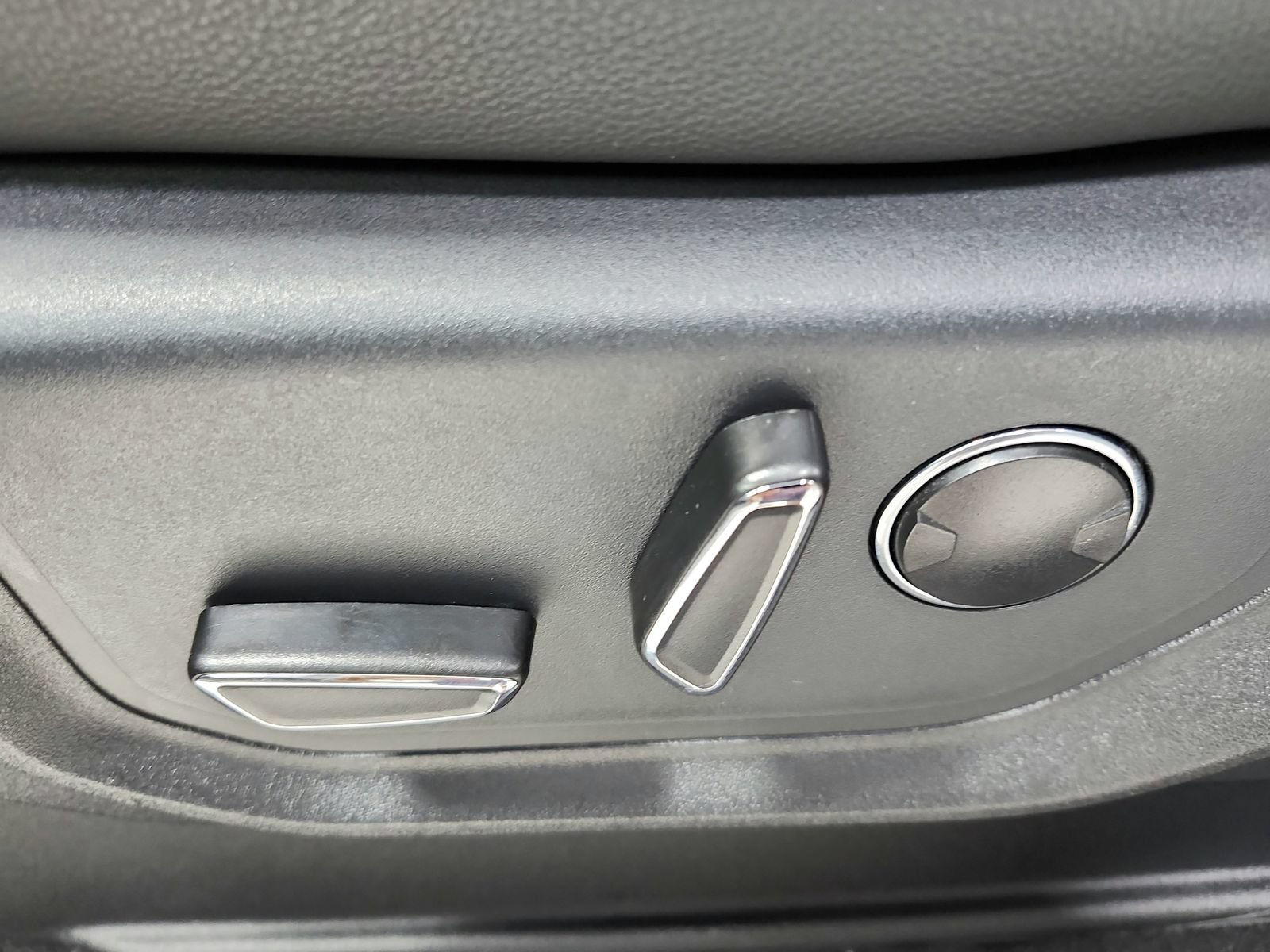 Used 2024 Ford Expedition Limited RWD image 21