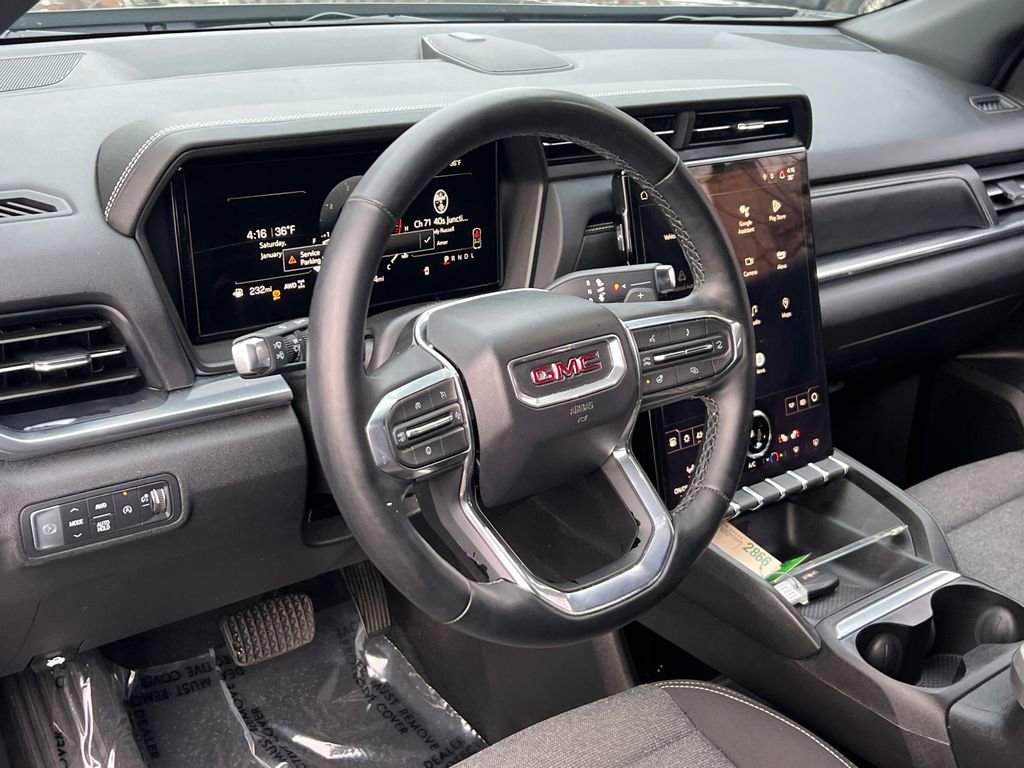 Used 2025 GMC Terrain Elevation image 18
