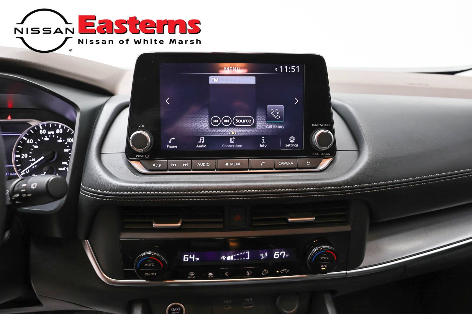 Used 2023 Nissan Rogue SV AWD/4WD image 12