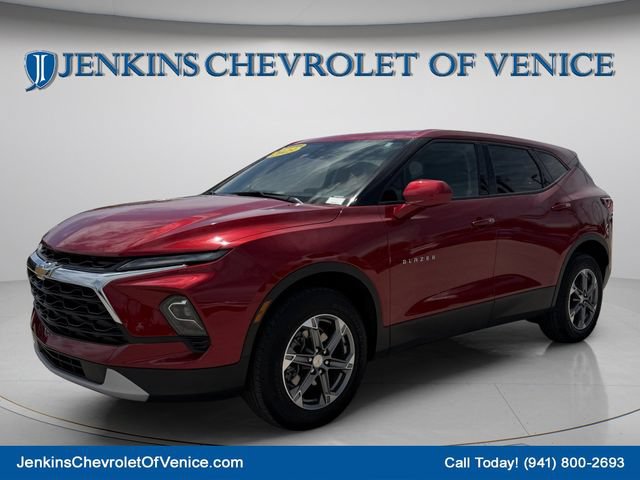 Used 2023 Chevrolet Blazer LT FWD image 11