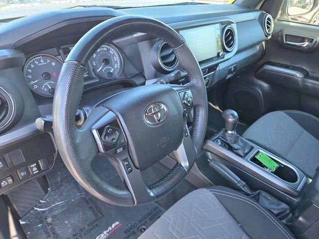 Certified 2022 Toyota Tacoma TRD Off-Road w/ Technology Package AWD/4WD image 12