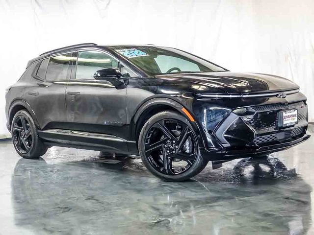 Certified 2024 Chevrolet Equinox EV RS FWD image 2