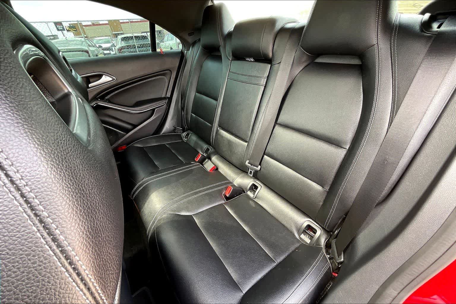 Used 2018 Mercedes-Benz CLA 250 image 27