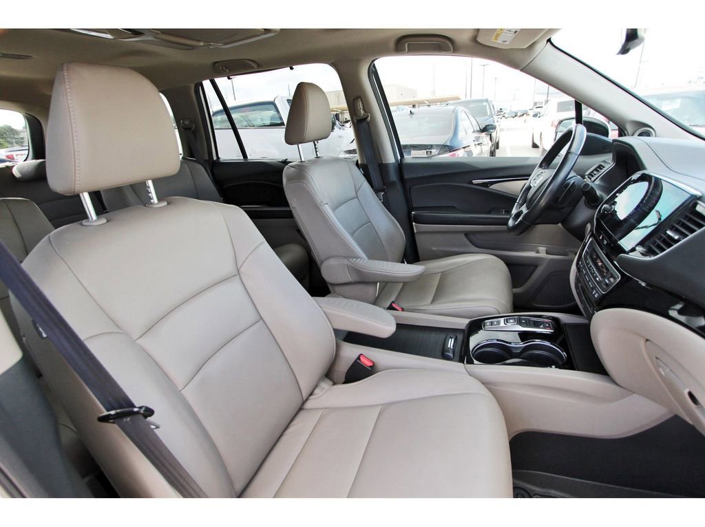 Used 2022 Honda Pilot Touring image 31