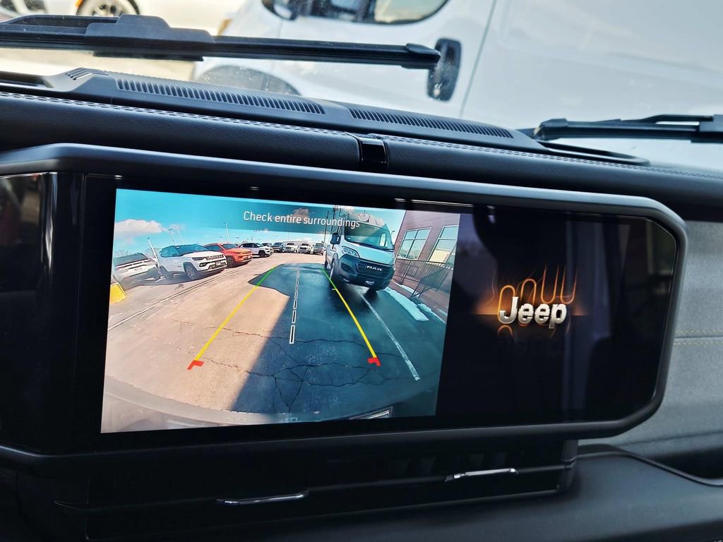 Used 2025 Jeep Wrangler Unlimited Sahara w/ Safety Group image 26