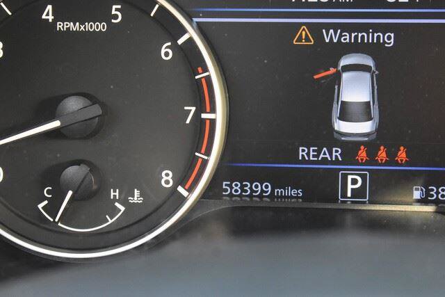 Used 2024 Nissan Altima 2.5 SV FWD image 27