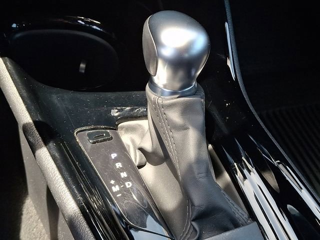 Used 2022 Toyota C-HR XLE FWD image 14