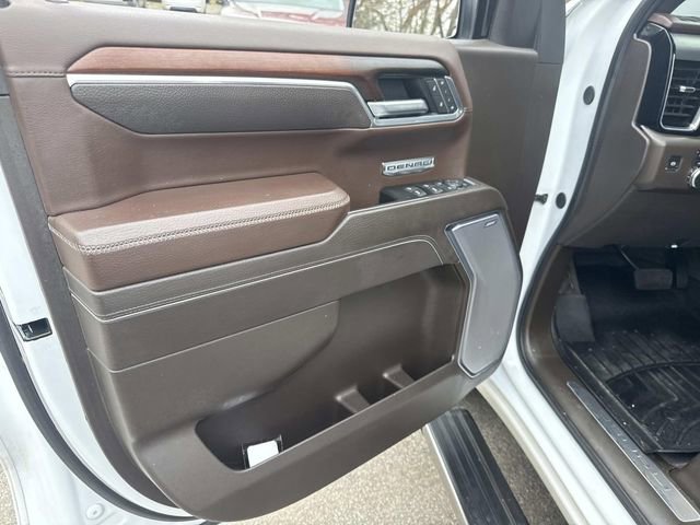 Used 2025 GMC Sierra 1500 Denali w/ Denali Reserve Package AWD/4WD image 18