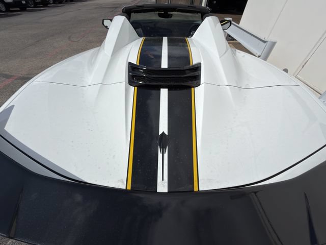 New 2026 Chevrolet Corvette Stingray Premium Conv w/ Stealth Interior Trim Package RWD image 7