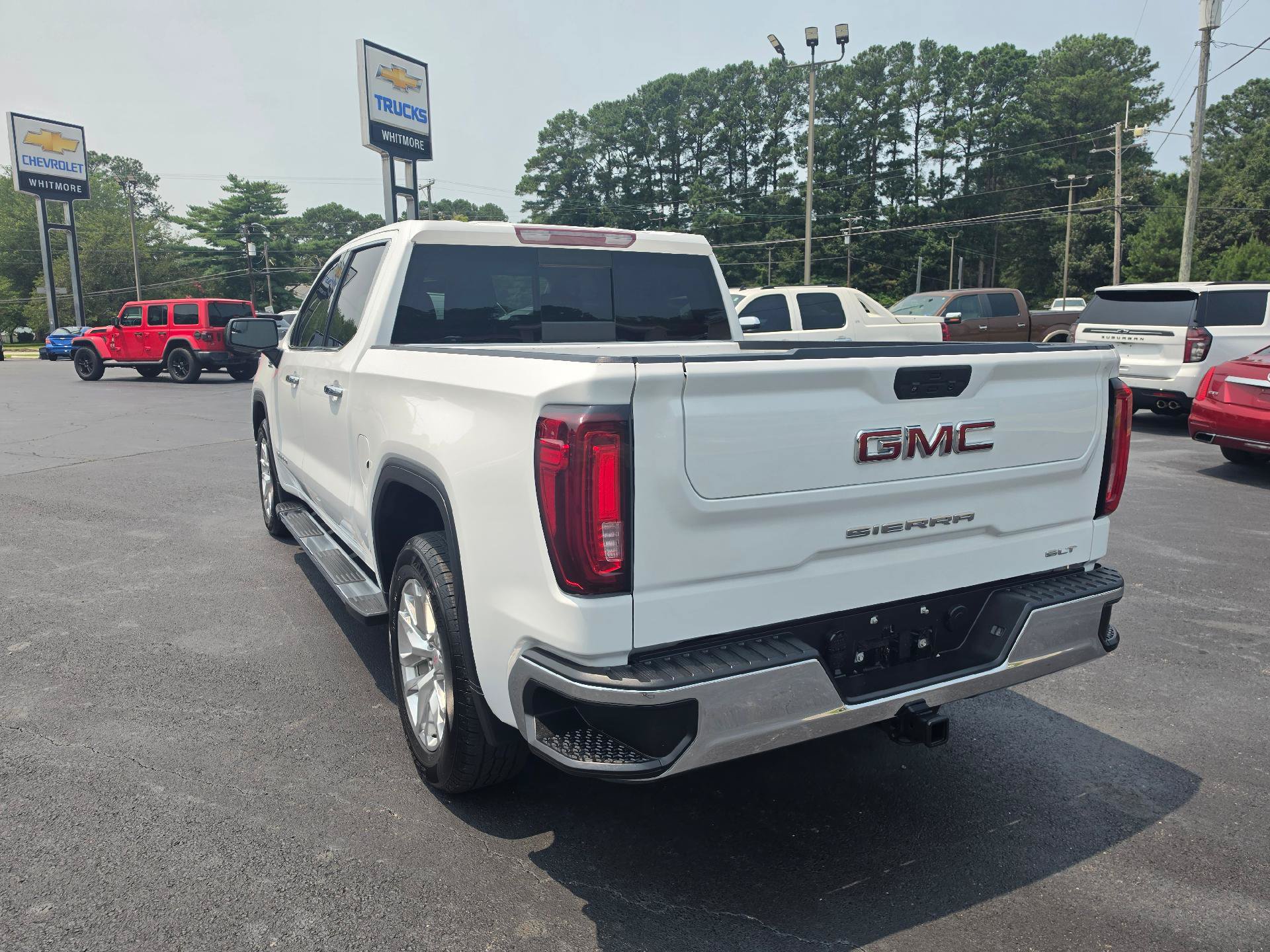 Used 2021 GMC Sierra 1500 SLT w/ SLT Premium Package RWD image 3