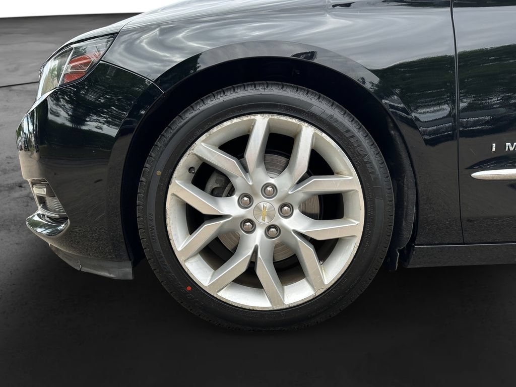 Used 2015 Chevrolet Impala LTZ FWD image 9