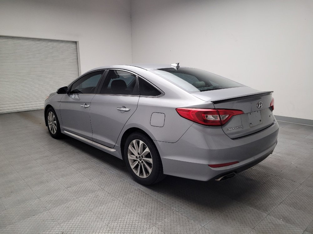 Used 2015 Hyundai Sonata Sport w/ Option Group 03 FWD image 5