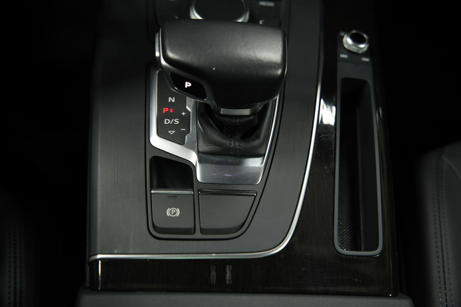 Used 2019 Audi Q5 2.0T Premium w/ Convenience Package image 48