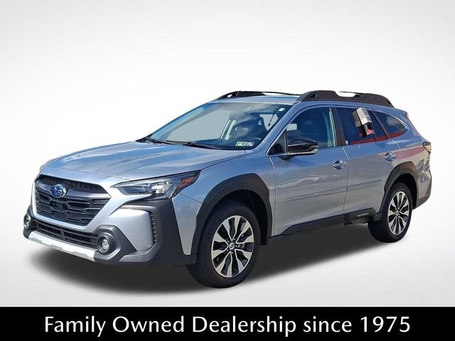 Used 2025 Subaru Outback Limited AWD/4WD image 3