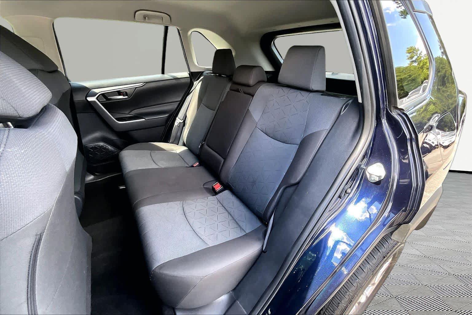 Certified 2025 Toyota RAV4 XLE AWD/4WD image 21