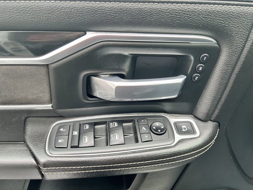 Used 2020 RAM 3500 Laramie image 14