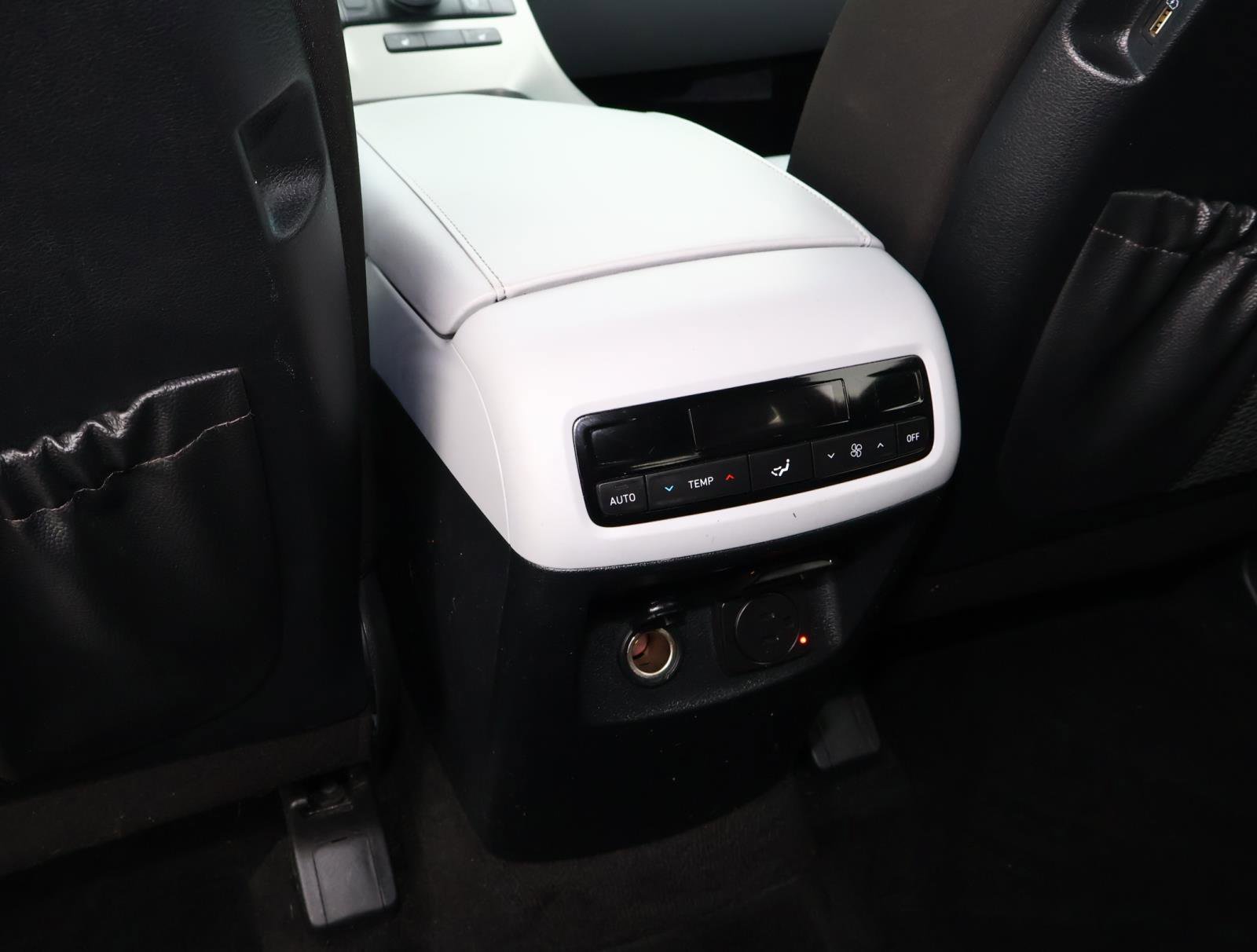 Used 2022 Hyundai Palisade SEL w/ Convenience Package image 13