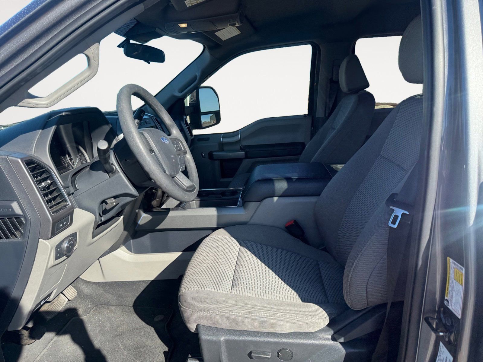 Used 2022 Ford F250 XLT w/ XLT Premium Package image 9