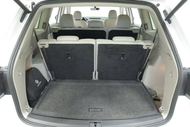 Used 2022 Volkswagen Atlas SE w/ Black Wheel Package FWD image 37