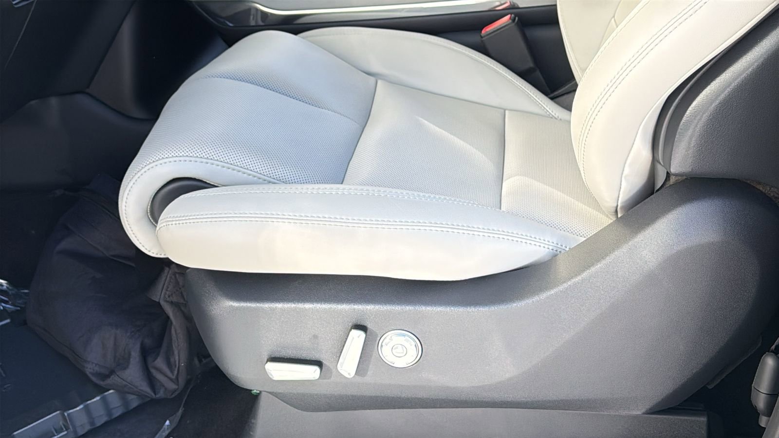 New 2025 Lincoln Navigator L Reserve image 19