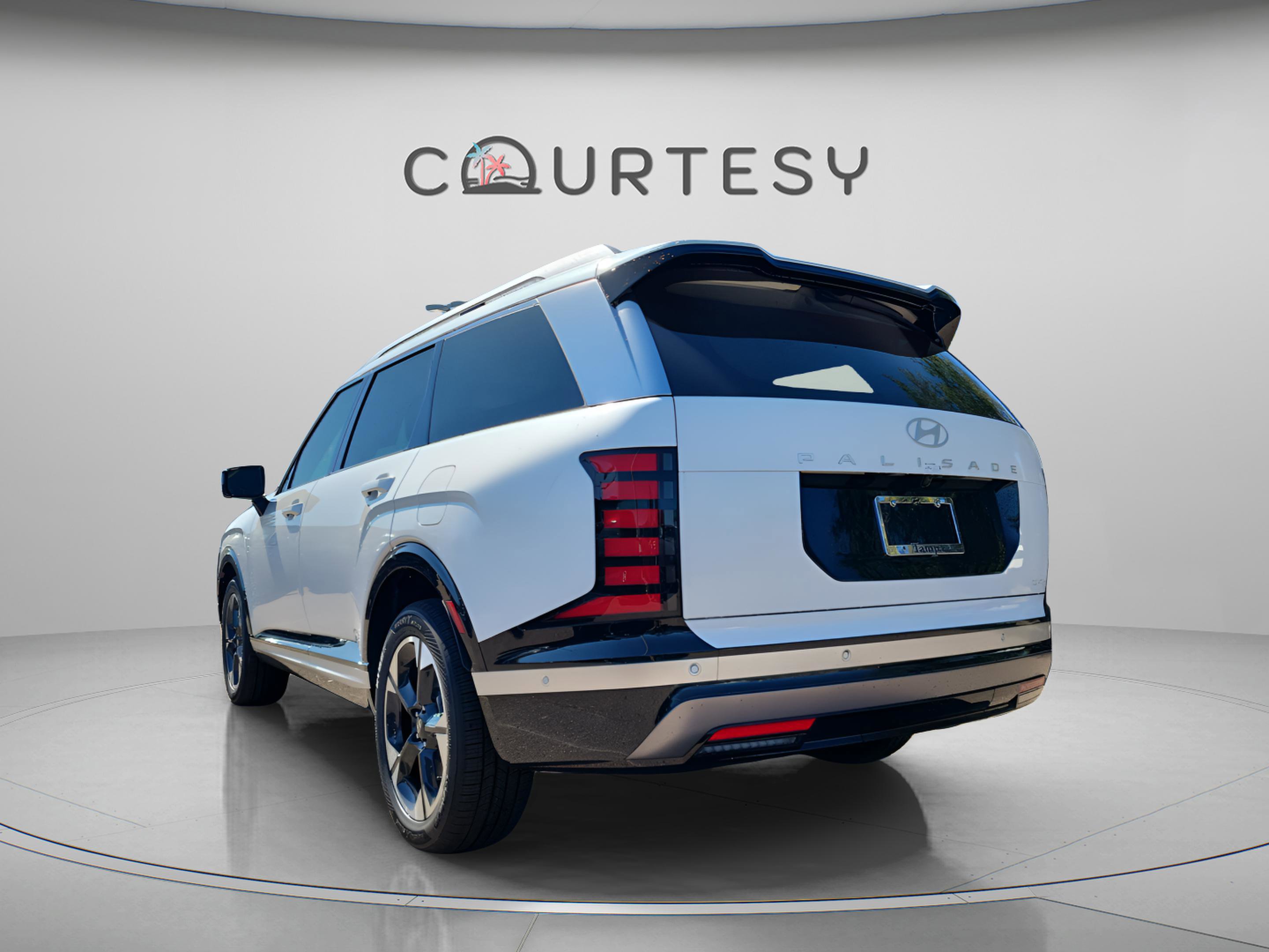 New 2026 Hyundai Palisade Limited image 3