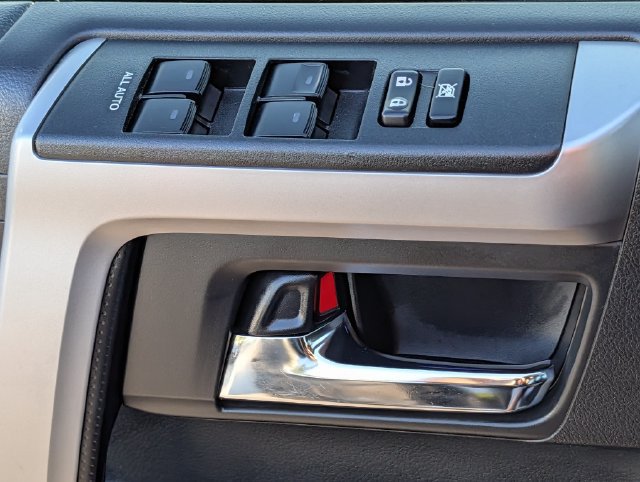 Used 2023 Toyota 4Runner Limited AWD/4WD image 24
