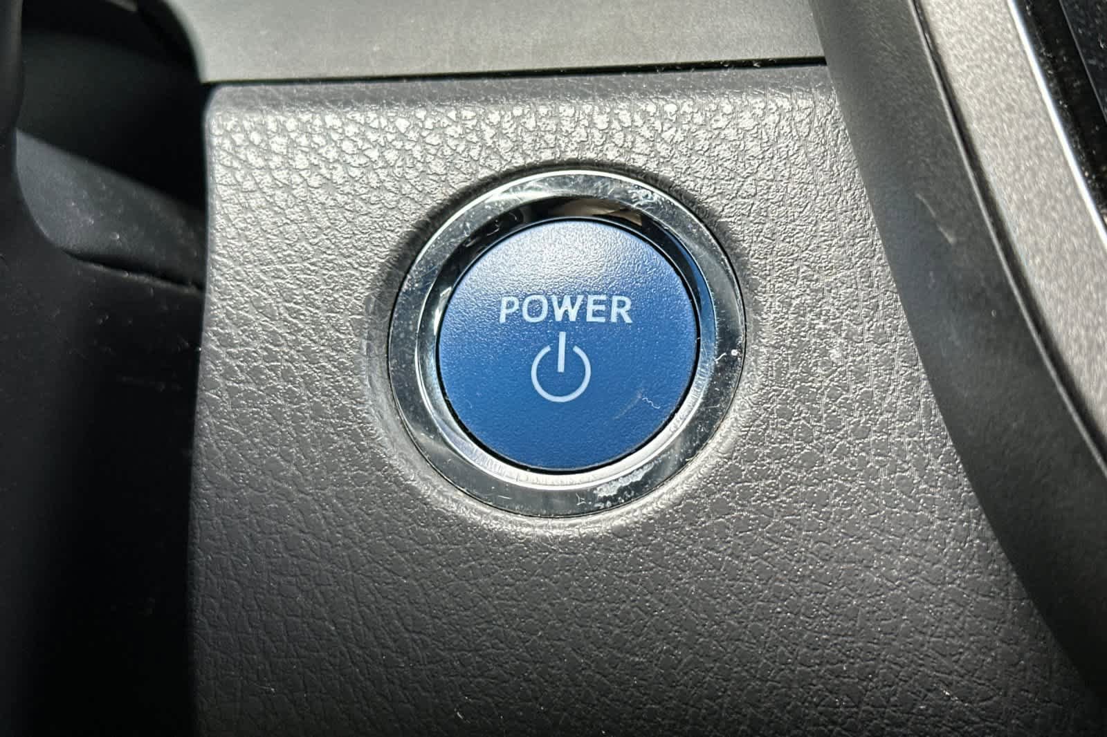 Used 2022 Toyota Camry LE FWD image 22