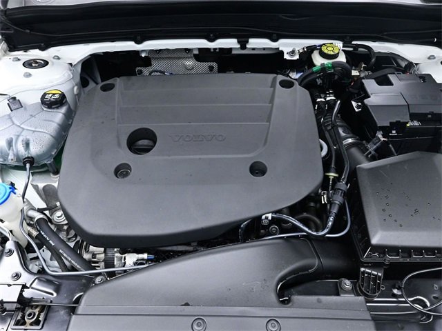 Used 2023 Volvo XC40 B5 Plus w/ Driver Assist Package image 31