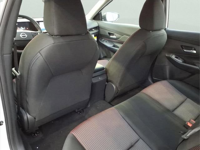 Certified 2026 Nissan Sentra SR w/ Floor Mat Package FWD image 12
