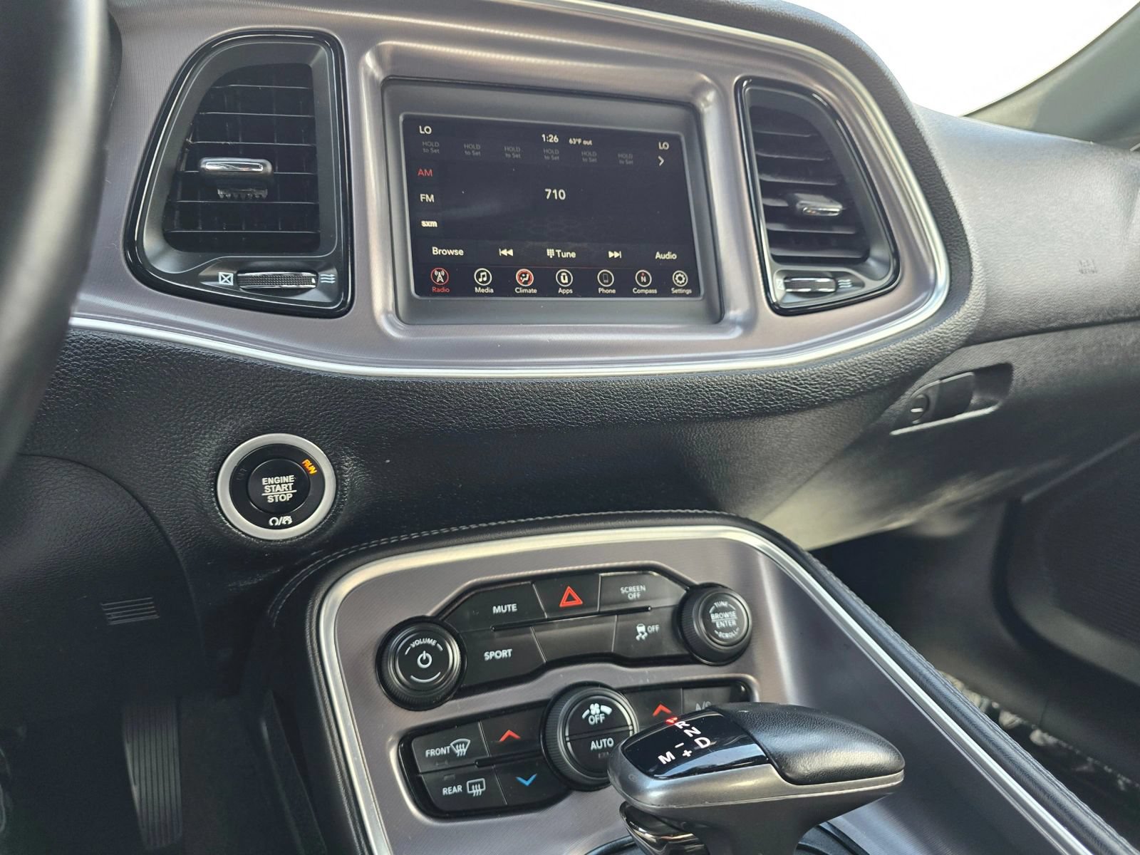 Used 2020 Dodge Challenger SXT RWD image 30