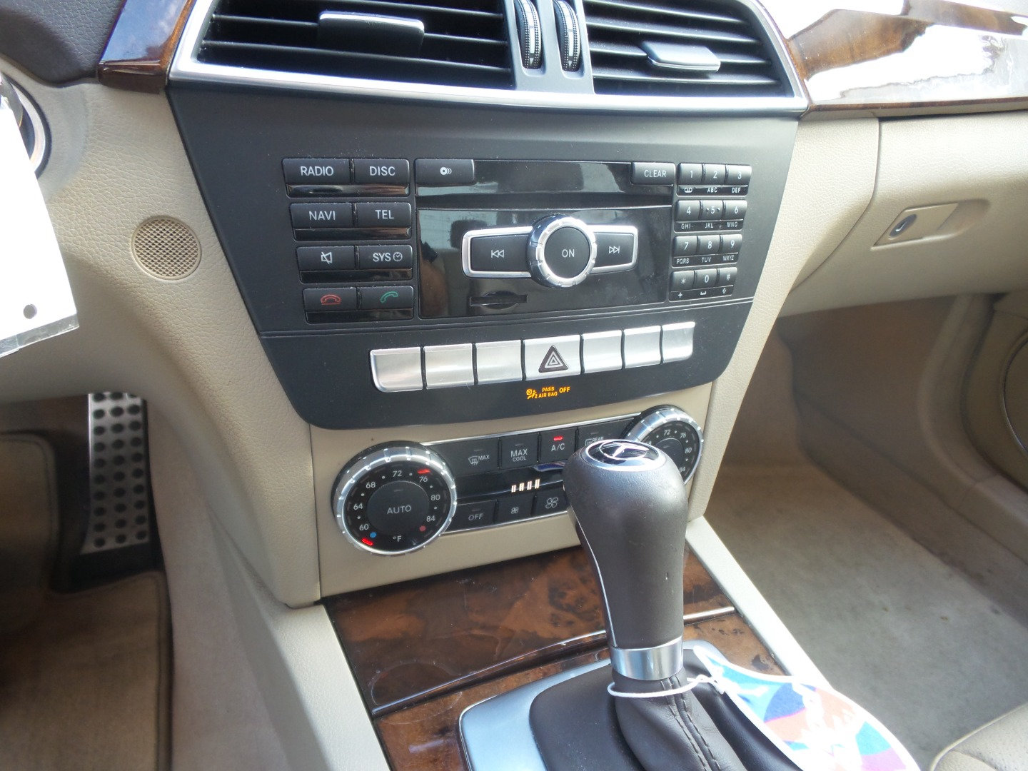 Used 2013 Mercedes-Benz C 250 Sedan image 39