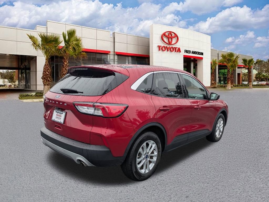 Used 2022 Ford Escape SE w/ Convenience Package image 4
