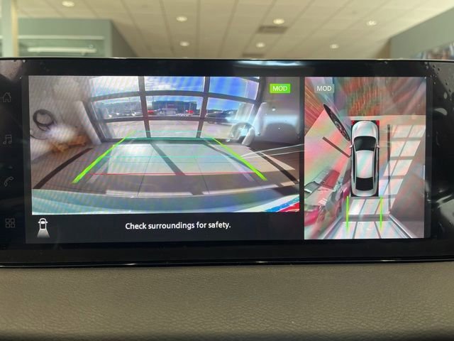 New 2026 Nissan Sentra SR w/ SR Premium Package FWD image 16