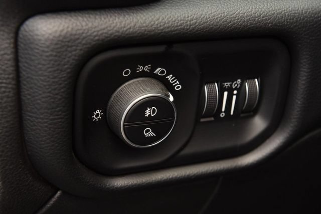 Used 2019 RAM 2500 Power Wagon AWD/4WD image 11