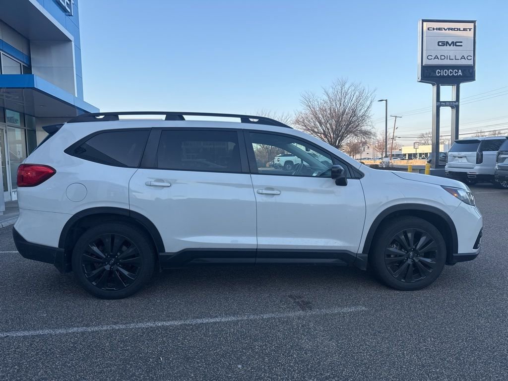 Used 2022 Subaru Ascent Onyx Edition image 12