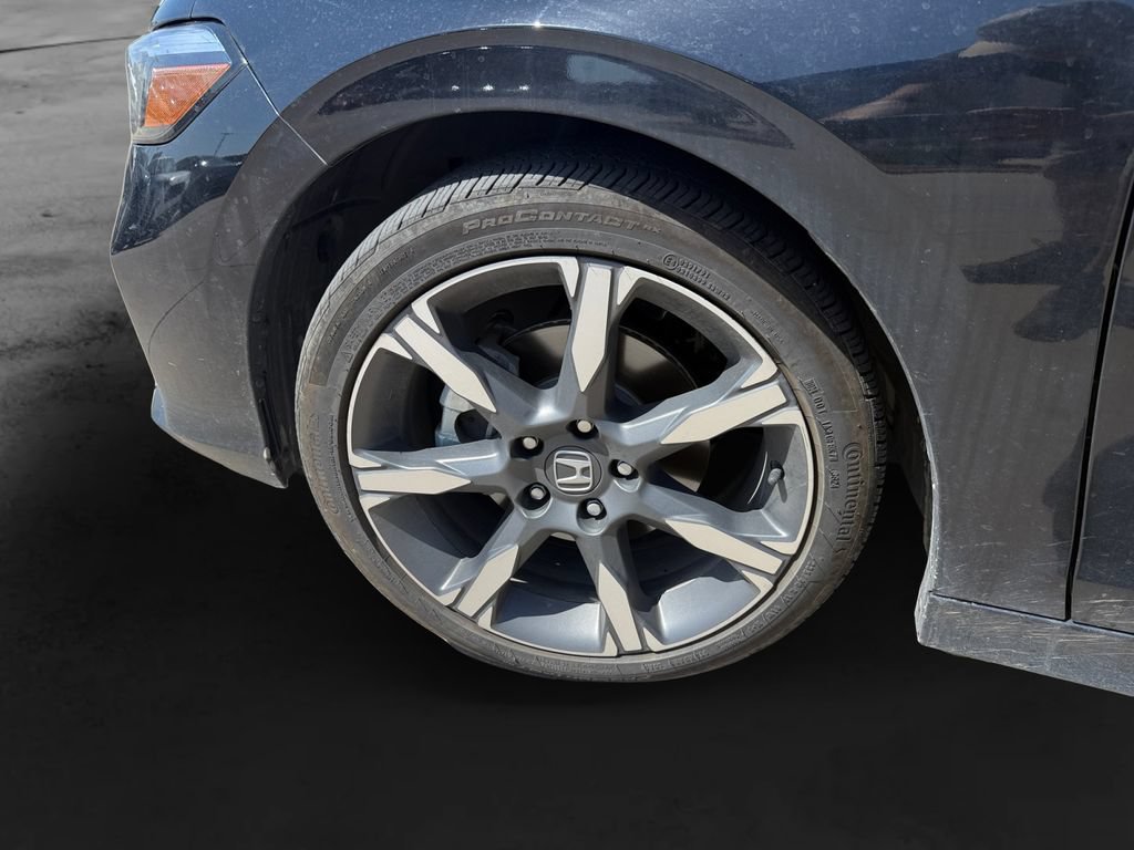 Used 2025 Honda Civic Sport Touring image 9