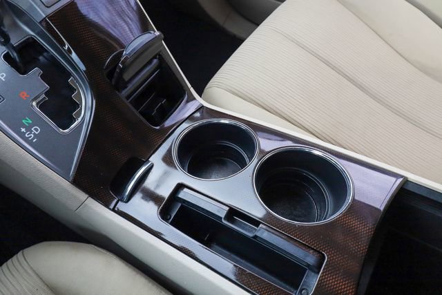 Used 2010 Toyota Venza AWD image 9