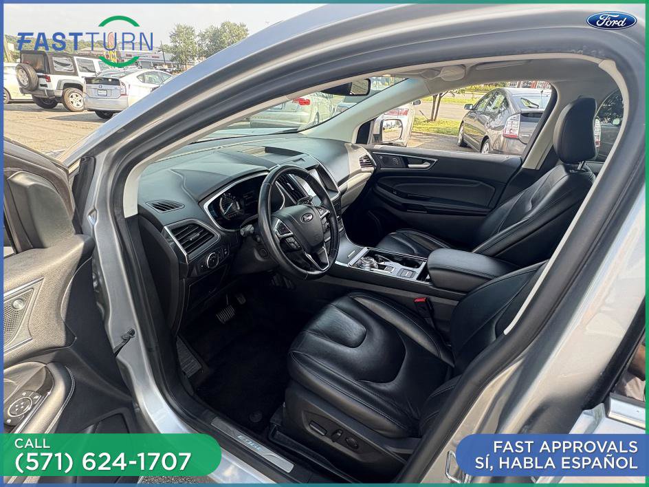 Used 2020 Ford Edge Titanium image 24