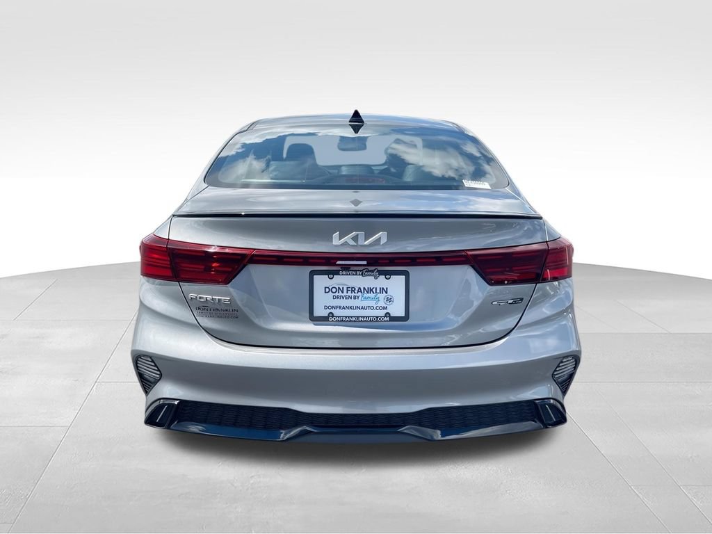 Used 2022 Kia Forte GT-Line w/ GT-Line Technology Package FWD image 6