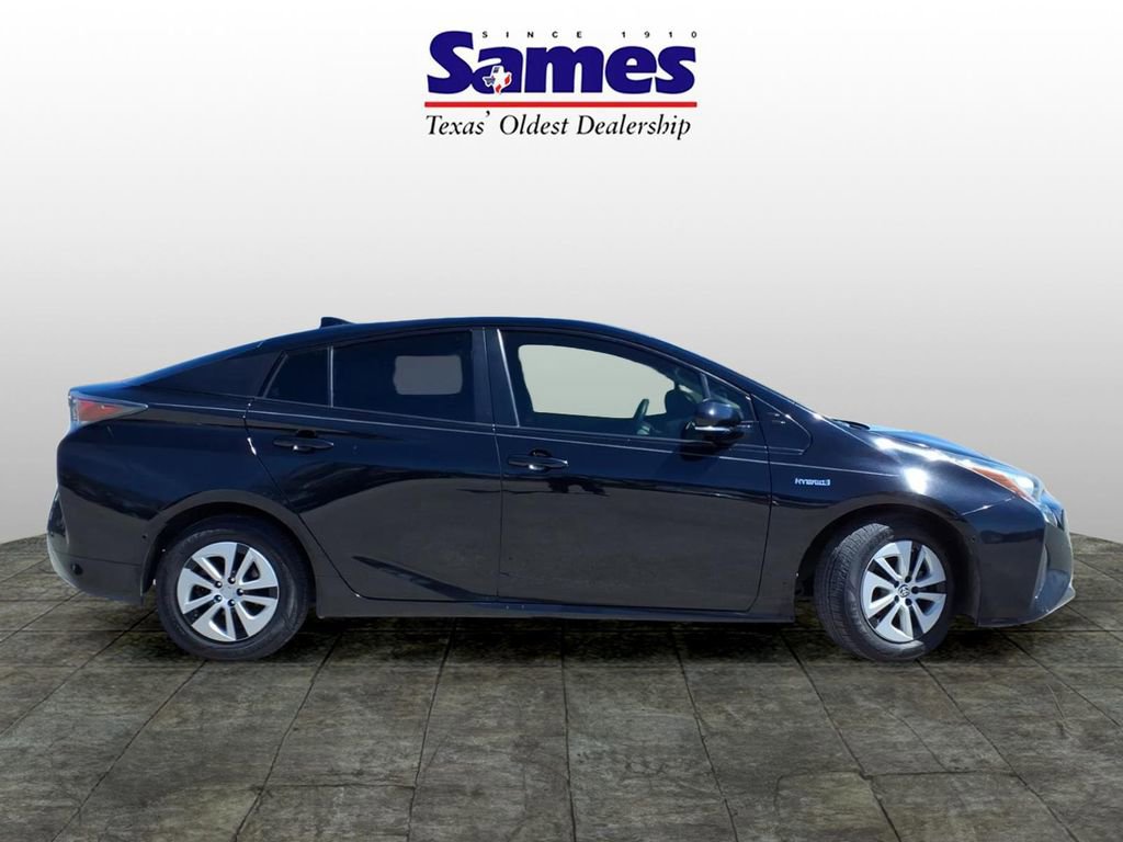 Used 2018 Toyota Prius Two w/ Prius Two Safety Plus Package FWD image 5