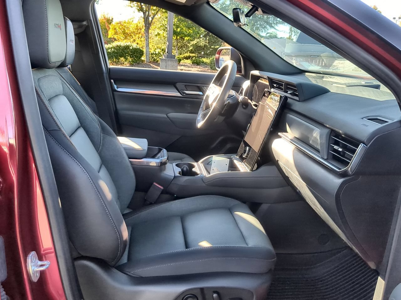 New 2026 GMC Terrain AT4 w/ Convenience Package III AWD/4WD image 27