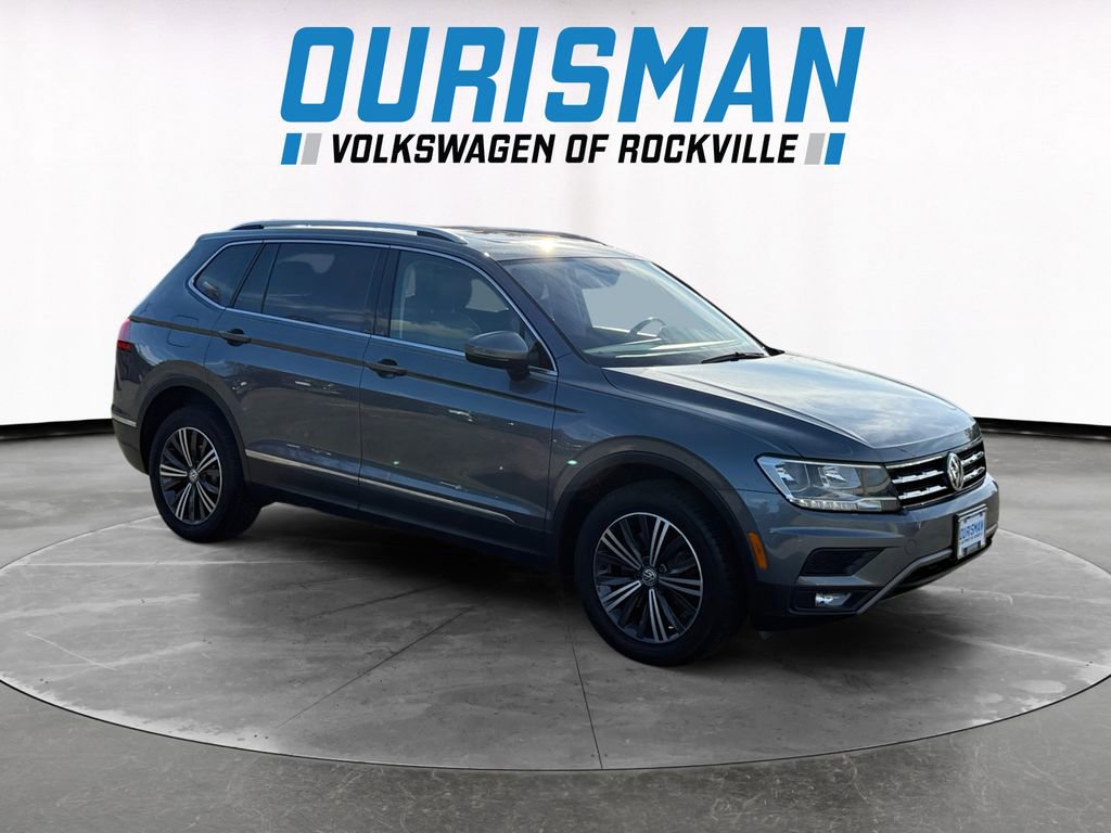 Used 2018 Volkswagen Tiguan SEL image 1