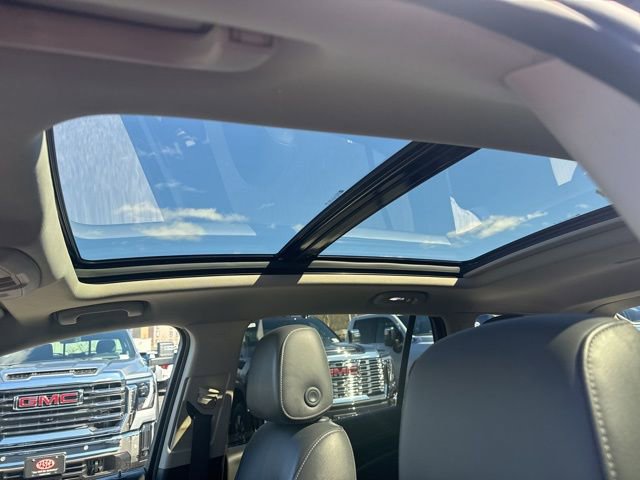 Used 2019 Buick Envision Premium AWD/4WD image 24