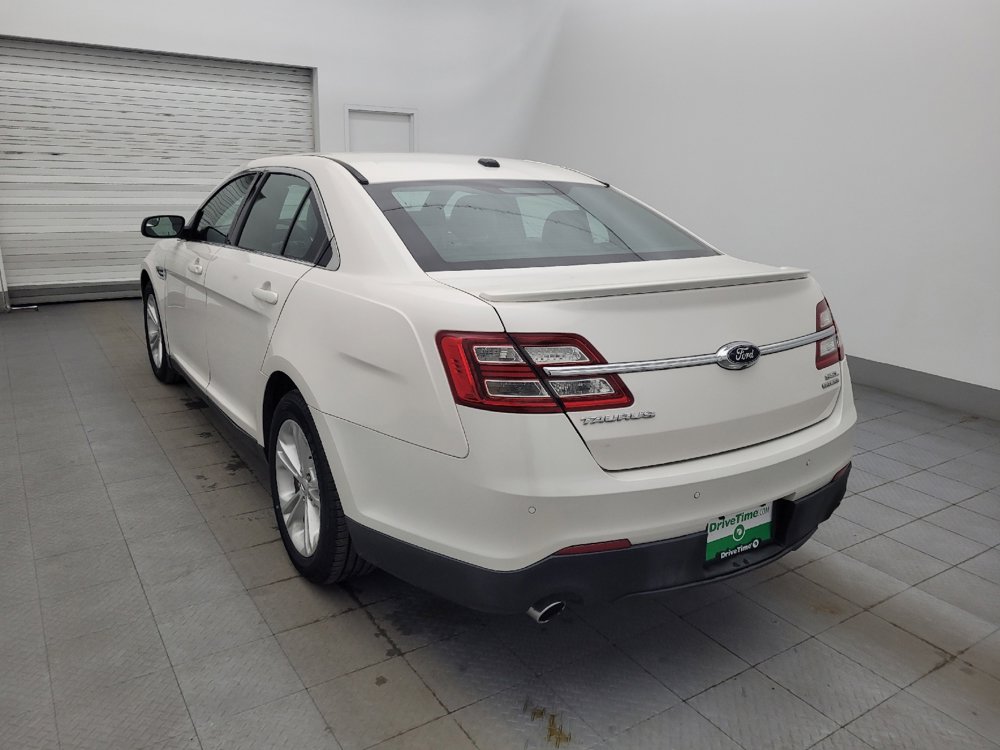 Used 2017 Ford Taurus SEL image 5
