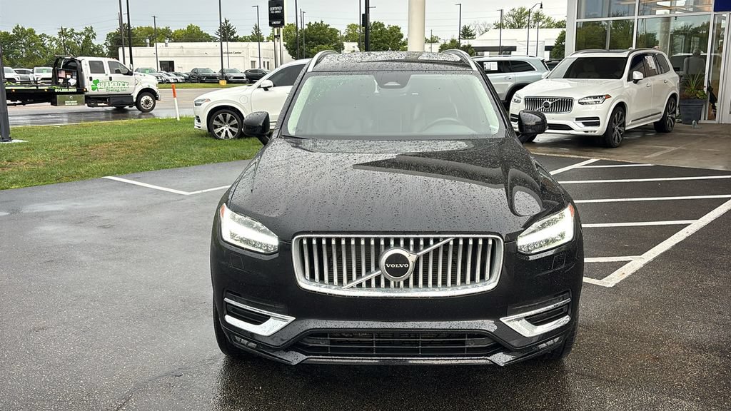 Certified 2024 Volvo XC90 B5 Core w/ Climate Package AWD/4WD image 5
