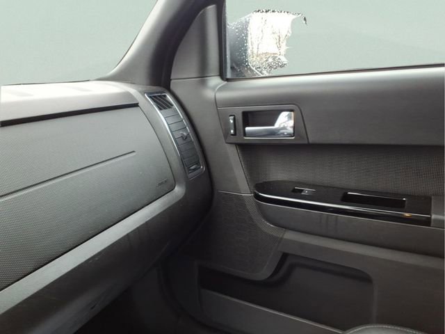Used 2010 Ford Escape Limited image 20