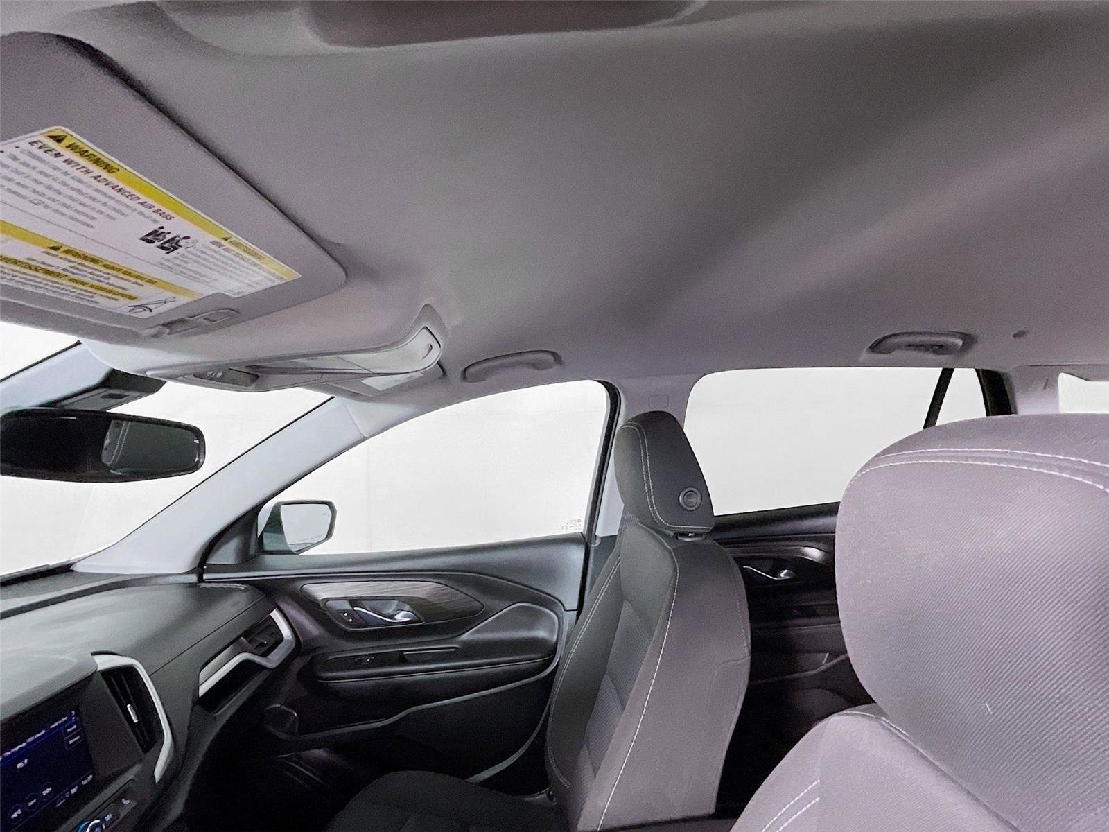 Used 2023 GMC Terrain SLE w/ Driver Convenience Package image 11